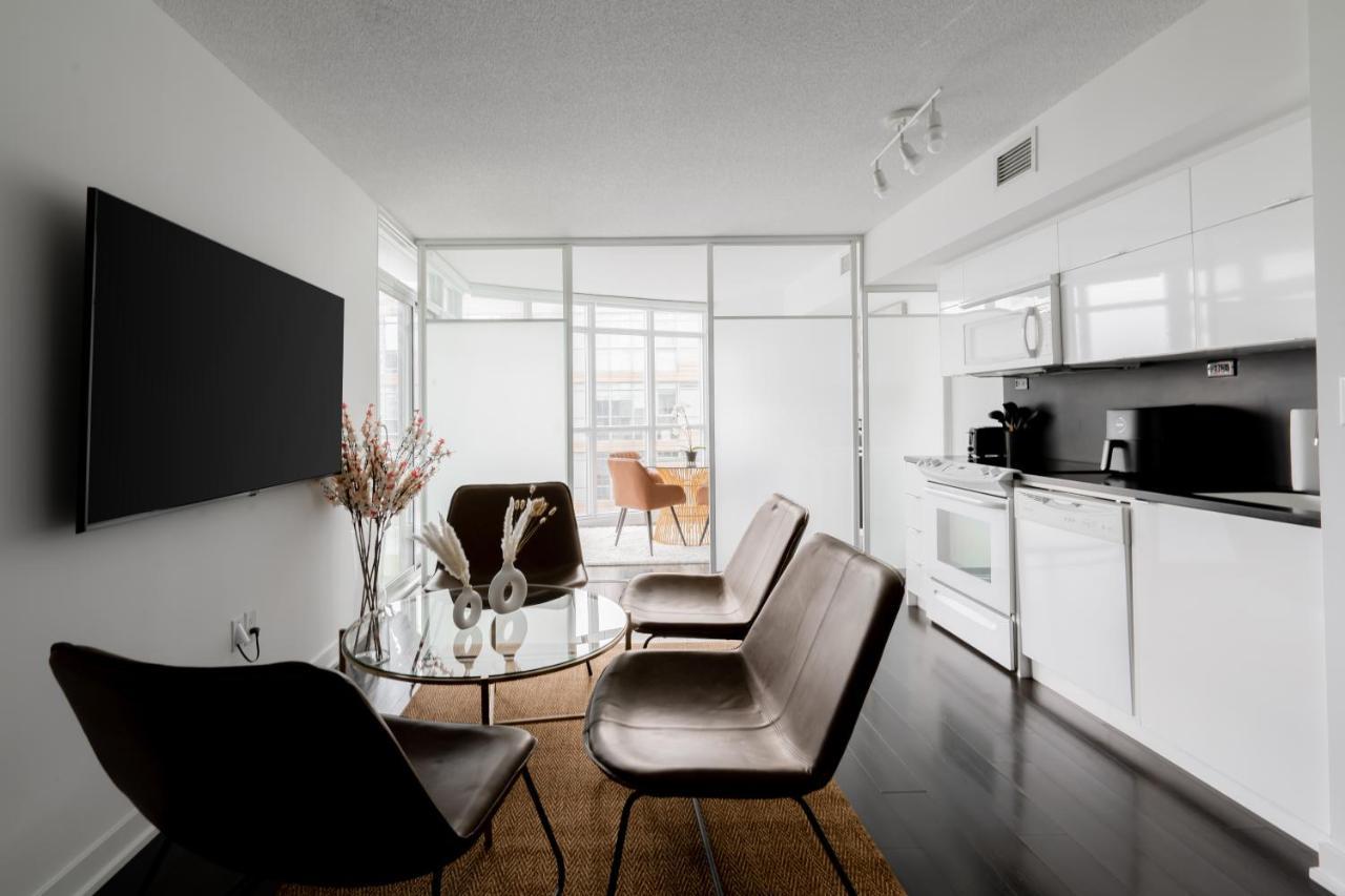 The Perfect Getaway Apartment Toronto Luaran gambar