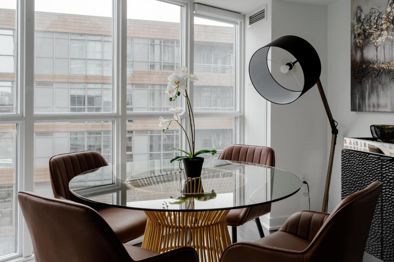 The Perfect Getaway Apartment Toronto Luaran gambar