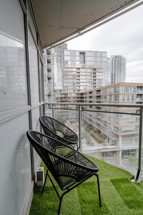 The Perfect Getaway Apartment Toronto Luaran gambar