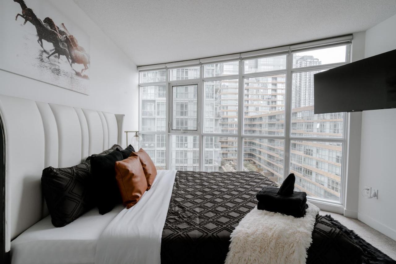 The Perfect Getaway Apartment Toronto Luaran gambar