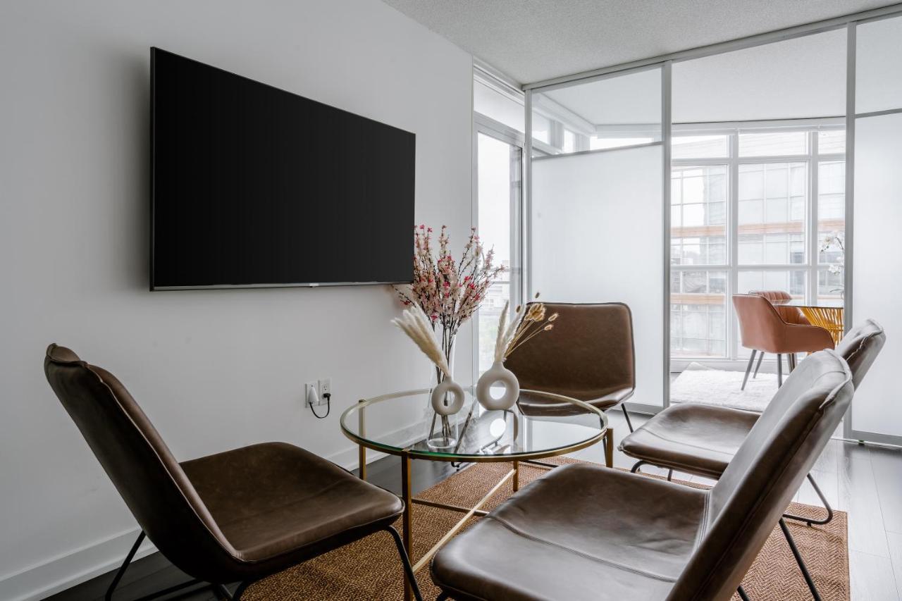 The Perfect Getaway Apartment Toronto Luaran gambar