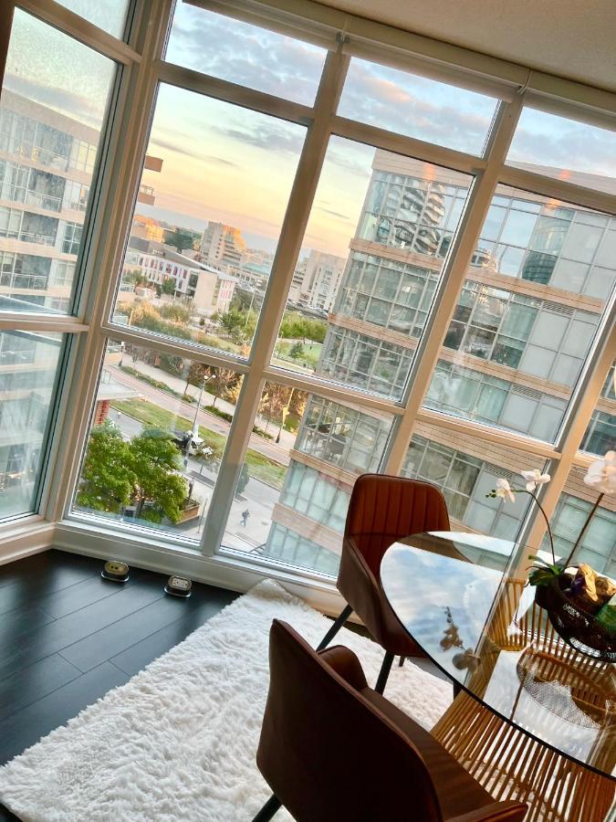 The Perfect Getaway Apartment Toronto Luaran gambar
