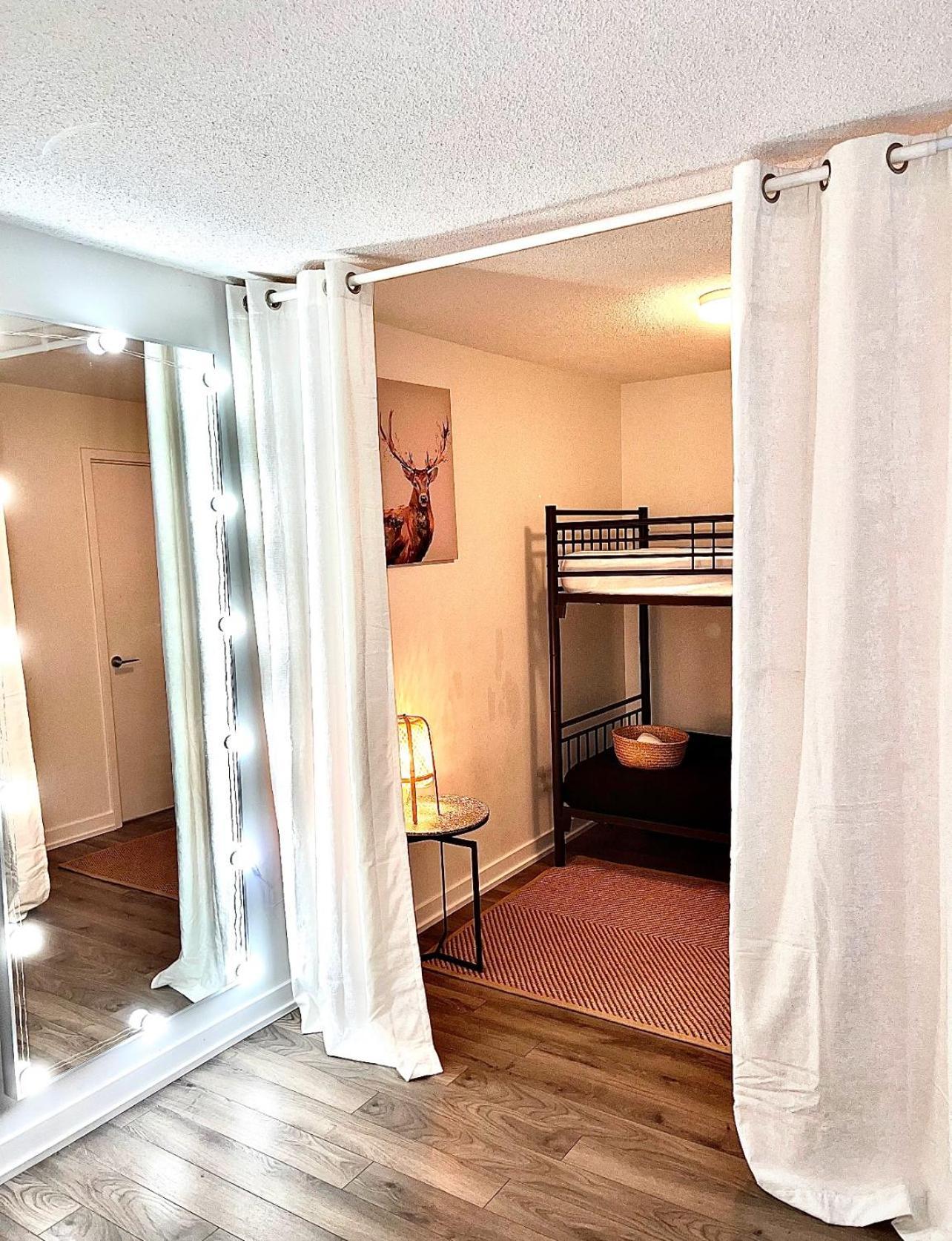 The Perfect Getaway Apartment Toronto Luaran gambar