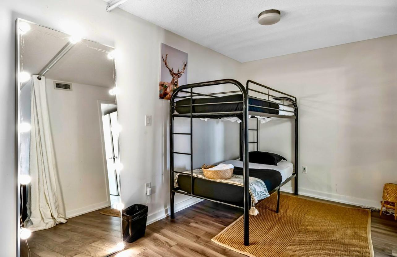 The Perfect Getaway Apartment Toronto Luaran gambar
